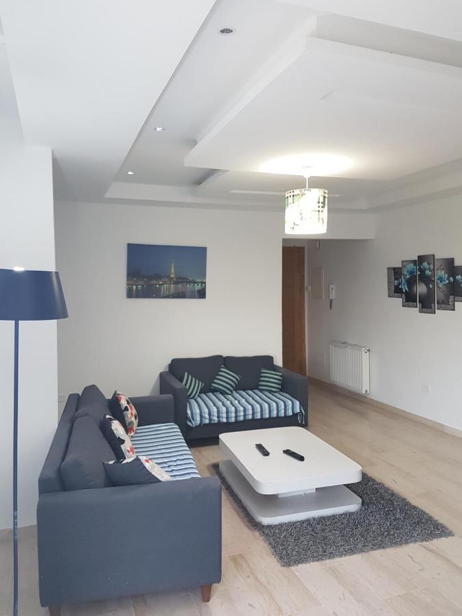 Ain Zaghouan Apart In Front Of Tunis Mall Lac 2 Apartment Room photo